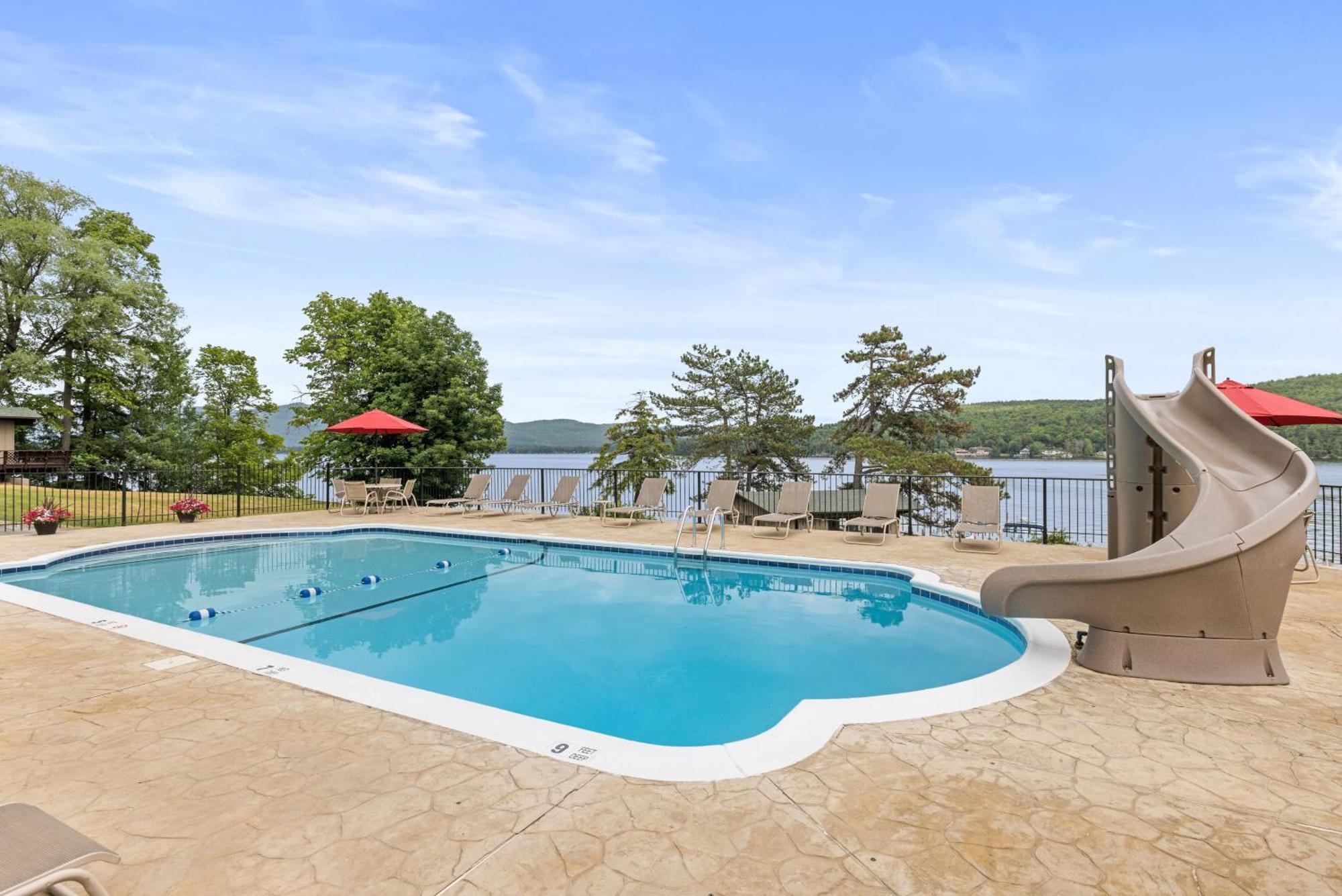 Sun Castle Resort Lake George Exterior foto